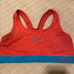 nike sports bra